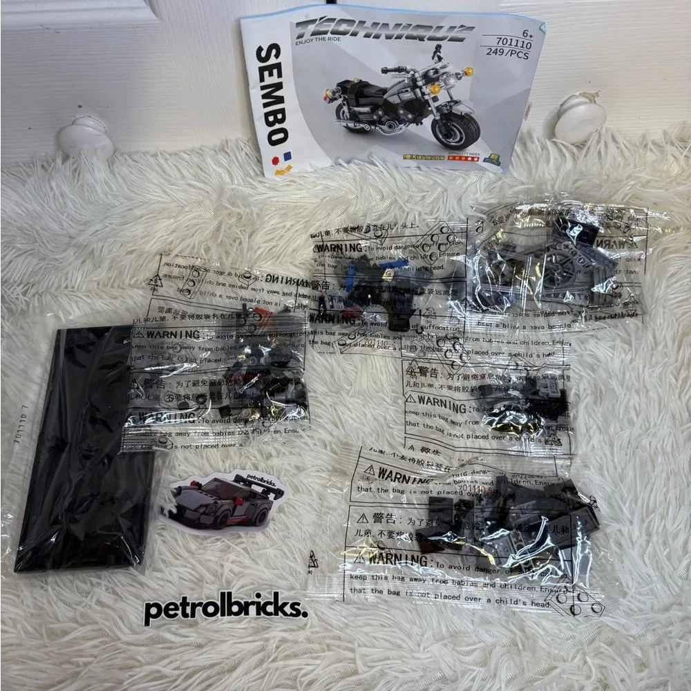 Sembo Motorcycle Building Set‎
